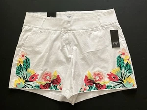 Womens Crown & Ivy Shorts Montauk Weekend Zip Front Slash Pockets White 12 NWT - Picture 1 of 10