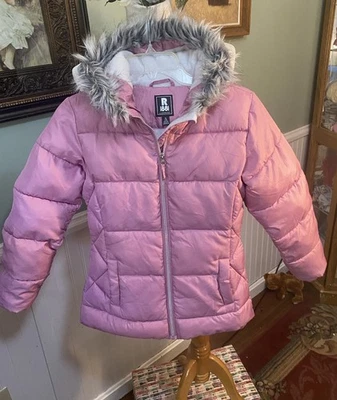 Chaqueta acolchada con capucha de piel sintética rosa Rothschild para niñas talla 16 abrigo Foto 1 de 4