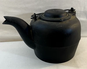 ANTIGUA OLLA DE HIERRO FUNDIDO #4 CHUCK WAGON TETERA CAFETERA TAPA GIRATORIA CAÑO PARA PÁJAROS - Imagen 1 de 11