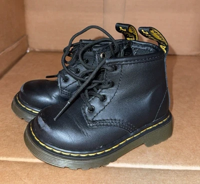 Dr. Martens ботинки ребенка ясельного возраста молодежи Kids США 5 черный прыгающие подошвы потертости - Изображение 1 из 4