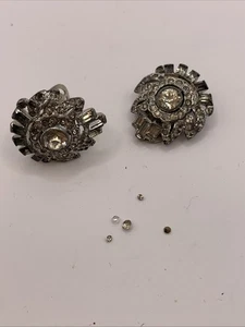 Vintage Kleiderclips Art Deco Vintage Strass *defekt** - Bild 1 von 4
