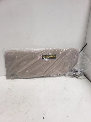 Passenger Right Sun Visor Illuminated Fits 07-14 RIDGELINE 715605 - Image 1 of 4