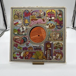 Disney's Peter Pan, Alice In Wonderland, Johnny Appleseed & Pecos Bill Double LP - Picture 1 of 9