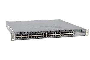 Interruptor PoE Juniper EX4300-48P con 2 fuentes de alimentación de 1100 W - Imagen 1 de 2