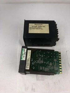 Honeywell DC300L-0-000-10-0000-0 Versa Pro Controller DC300L-0-00-10-0000-0 - Picture 1 of 10