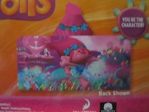 TOALLERO CON CAPUCHA TROLLS "TOTALMENTE NUEVO" - Imagen 1 de 2