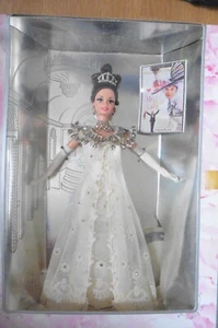 Barbie Audrey Hepburn as Eliza Doolittle in My Fair Lady 1995 robe de bal ball - Imagen 1 de 14