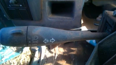 Interruptor de coluna seta e faróis se encaixa 94-95 Nissan Pickup fabricante de equipamento original - Imagem 1 de 4