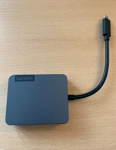 Lenovo Hub da viaggio USB-C Gen2 | HDMI VGA Ethernet USB | LOHC451 | Testato | Regno Unito - Foto 1 di 6
