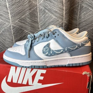 Size 9 - Nike Dunk Low Blue Paisley W - Picture 1 of 7