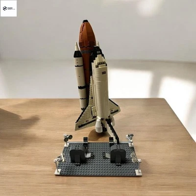 LEGO Creator Sculptures Shuttle Adventure 10213 In 2010 Used Retired - Image 1 of 4