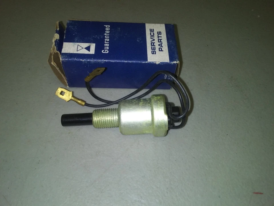 Interruptor de luz de freno/parada Cadillac 1956-1958 Foto 1 de 1