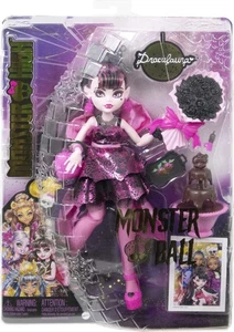 Monster High HNF68 Muñeca Draculaura en Vestido de Fiesta Monster Ball con Accesorios 🆕 - Imagen 1 de 8
