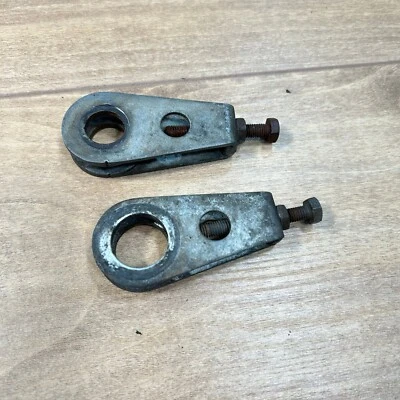 Yamaha CS3 CS-3 200 1970 70-71/Ajustadores de cadena de eje trasero originales OEM Foto 1 de 2