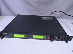 Shure UR4D 470-530 MHz - Ricevitore microfono wireless UHF doppia diversità - Foto 1 di 11