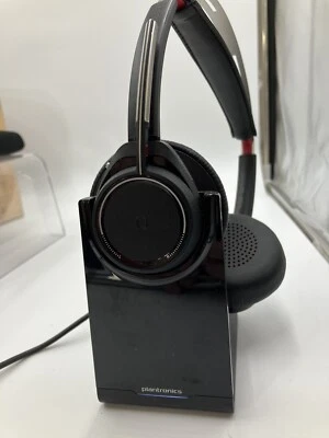 Poly Voyager Focus UC B825-M Stereo Bluetooth Headset. Noise Canceling No Dongle - Image 1 of 4