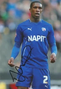 FOTO DE ACCIÓN 6x4 firmada por CHESTERFIELD: TENDAYI DARIKWA + CERTIFICADO DE AUTENTICIDAD - Imagen 1 de 1