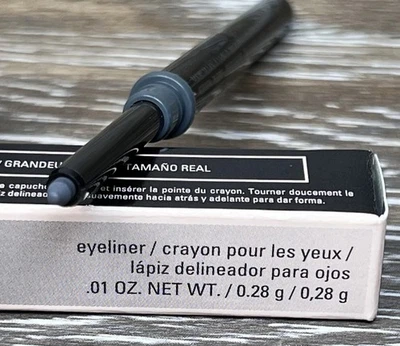 Delineador de ojos Mary Kay - MK Steely - Tamaño completo (.01 oz / 0.28 g) - Nuevo en caja Foto 1 de 3