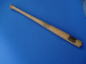 125 LOUISVILLE SLUGGER 18" MINI BAT SOUVENIR MINI BAT MUSEUM FACTORY USA - Picture 1 of 8