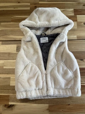 zara girl 4-5 Years Furry Vest - Изображение 1 из 2