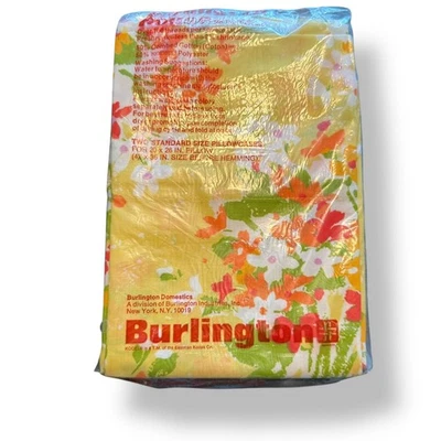 NOS VINTAGE BURLINGTON LOVE KNOTS YELLOW FLORAL PILLOWCASE SET 2 - Image 1 of 4