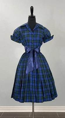 Vestido vintage de los años 50 azul y verde a cuadros ajustado y acampanado de Suzy Petette - talla 00/0 Foto 1 de 4