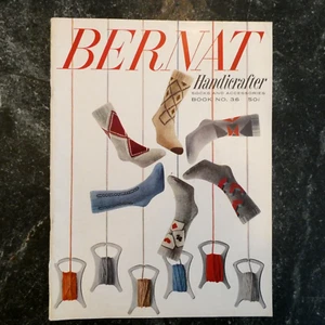 Folleto de patrones de calcetines artesanales Bernat 36 textura de arcila incrustación 1953 vintage - Imagen 1 de 7