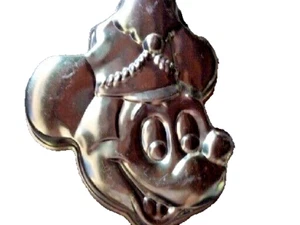 VTG WILTON MICKEY MOUSE CAKE PAN BAND LEADER DISNEY 515-302 DRUM MAJOR ALUMINUM - Picture 1 of 3