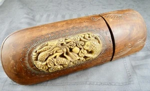 Holz Dose China mit Knochenschnitzereien - Bild 1 von 19