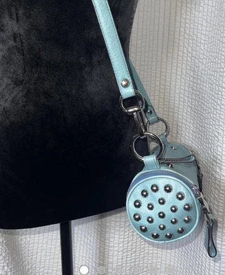 Bolso Bandolera B. Makowsky Azul Cuero Tachonado Barril Y2K Grueso Herrajes Foto 1 de 4