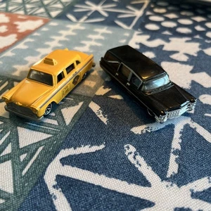 2 Loose Matchbox Cars - Bild 1 von 9