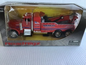 ROAD RIGZ 1:32 Die Cast Red Peterbilt 2007 Jada Toys - Picture 1 of 6