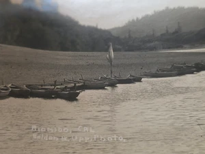 Antica cartolina fotografica RPPC del 1913 di Barche Rio Nido CA. di Belden & UPP - Foto 1 di 4