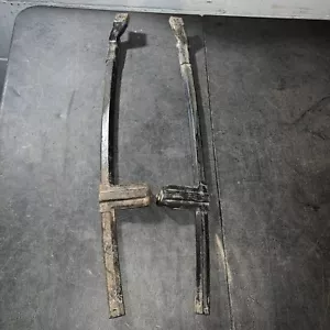 1973-1991 Chevy Chevrolet GM Suburban RH LH Window Track Guide Pair OEM - Picture 1 of 8