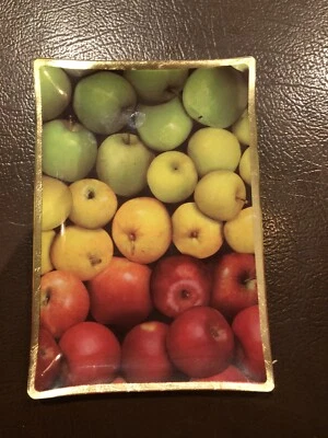 ¡Nuevo! Bandeja de tocador de vidrio dorado con estampado/manzana perfume Bath and Body Works Foto 1 de 2