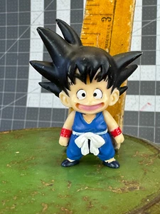 Goku Kid/Child Vtg Dragonball Z WCF Model Statue Action Figure Figurine 2"-3" - Picture 1 of 5
