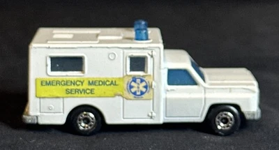 Ambulancia Matchbox Superfast No.41 1977 fundida a presión Foto 1 de 4