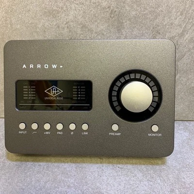 Universal Audio Arrow Thunderbolt 3 2 x 4 Channels 192 KHz Audio Interface - Image 1 of 4