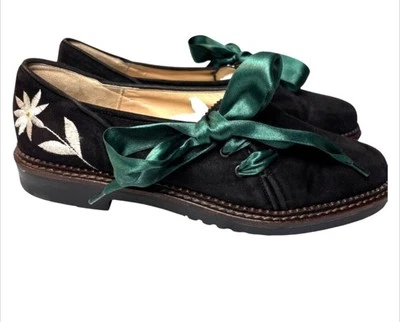 Mocasín Oxford Hans Behr Negro Gamuza Bordado Floral Talla 8 Foto 1 de 4