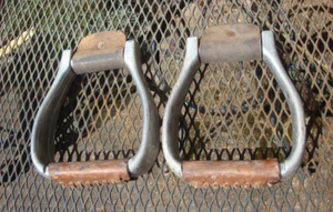 Walls Western Stirrups Aluminum Leather Weighted Used - Picture 1 of 9