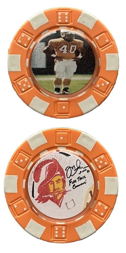 MIKE ALSTOTT - LEYENDA DEL FÚTBOL TAMPA BAY BUCCANEERS - **Firmado** FICHA DE PÓQUER NUEVO Foto 1 de 1