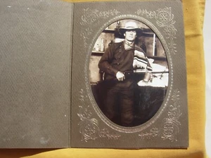B1981 - WESTERN THEMEN PONDEROSA RANCH - CLINT EASTWOOD FOTO - 8/50 - Bild 1 von 9