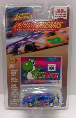Johnny Lightning Racing Dreams Series Yoshi's Story escala 1:64 Die Cast Car NUEVO Foto 1 de 4