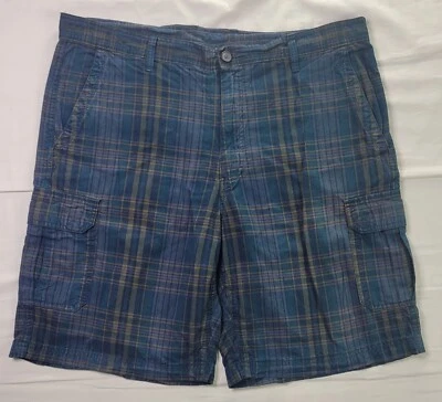 Shorts masculinos Basic Editions tamanho 38 xadrez leve bolsos cargo - Imagem 1 de 4
