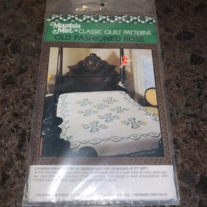Old Fashioned Rose Quilt Pattern by Mountain Mist 22 - Picture 1 of 3