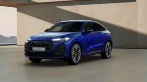 2025 Audi Q5 2.0 TDI Edition 1 Sportback S Tronic quattro Euro 6 (s/s) 5dr SUV D - Picture 1 of 11