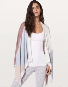 Lululemon Hatha Seide Viskose Halstuch Schal Einheitsgröße Übergröße weich warm Einzelhandel 128 $ - Bild 1 von 10