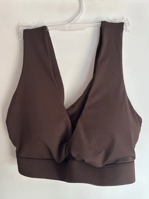 Sujetador deportivo inalámbrico FABLETICS XL marrón pulóver torcido ojo de cerradura almohadillas extraíbles Foto 1 de 4