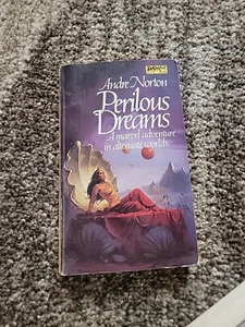 Perilous Dreams, Andre Norton, Early DAW Paperback, 1980s - Foto 1 di 3