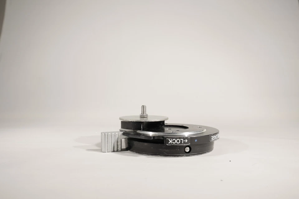 Cartoni Tripod Quick Release Adapter Mitchell Mount Lock - Image 1 of 4